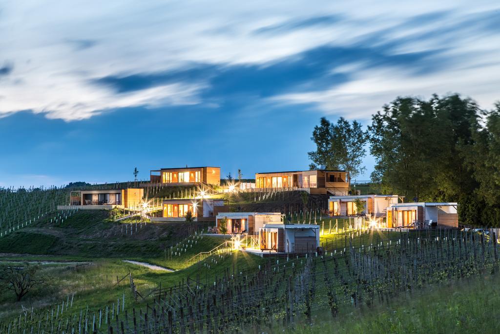 Weingarten-Resort Unterlamm Loipersdorf - Adults Only Exterior photo